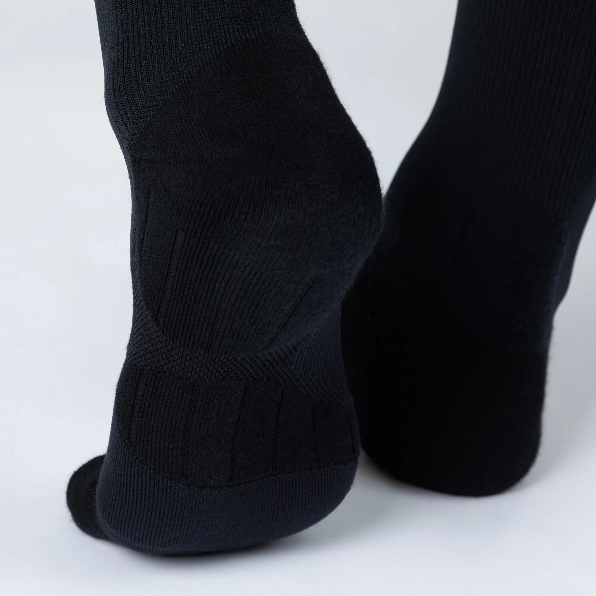 2XU Unisex Compression Socks
